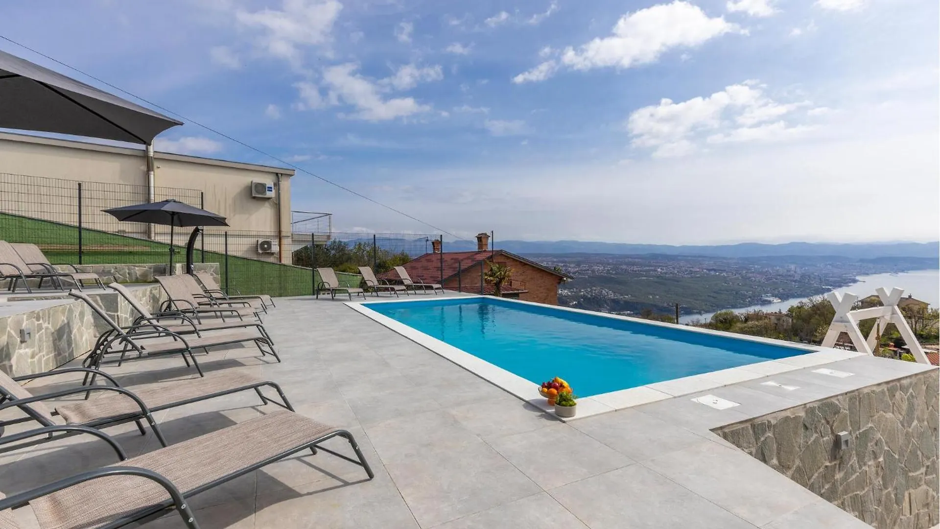 Holiday home Nice Home In Bregi With House Sea View Breza