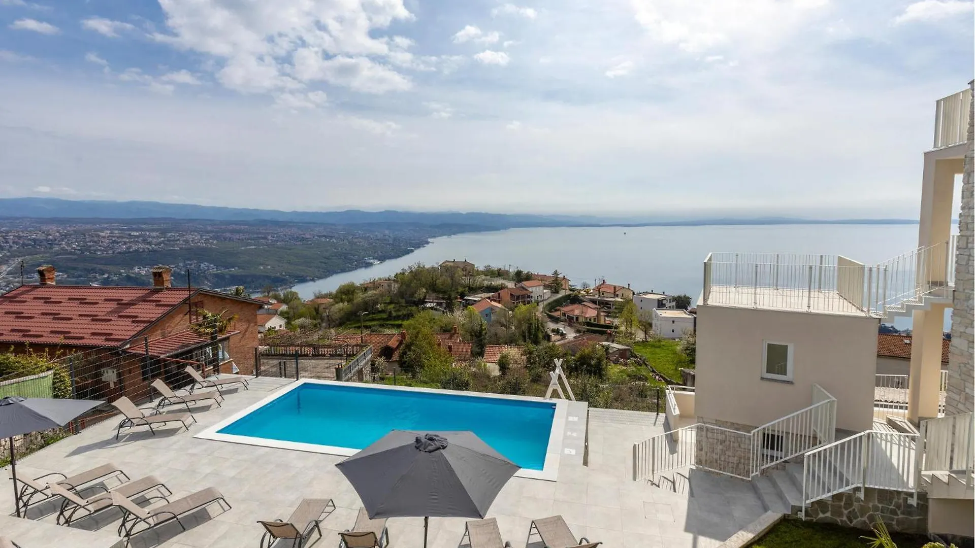 Holiday home Nice Home In Bregi With House Sea View Breza